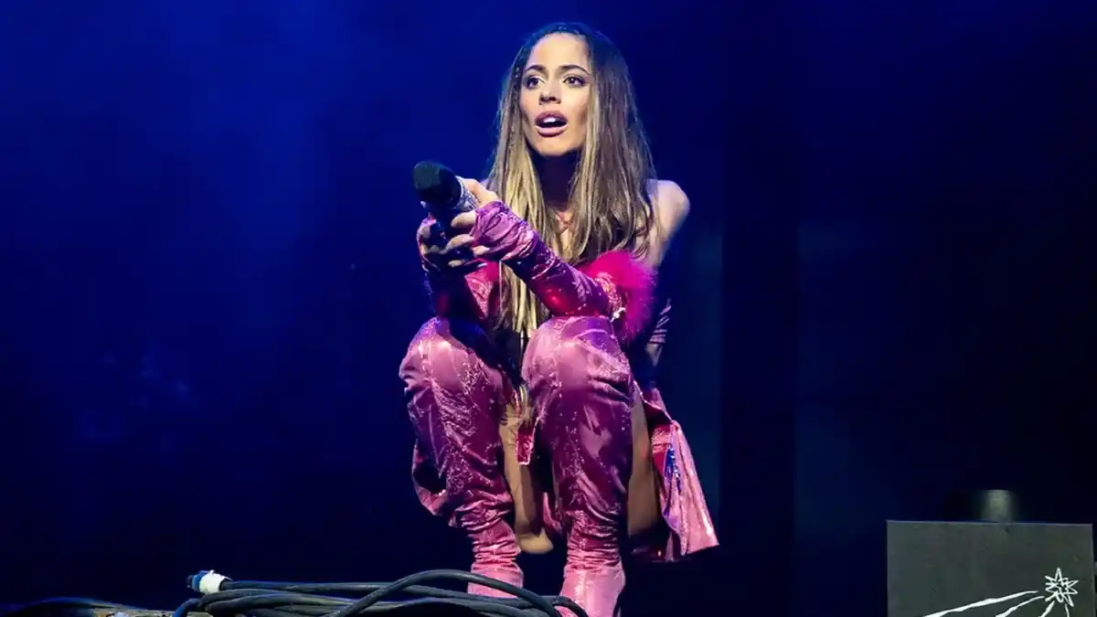 Un fan sorprendió a Tini Stoessel con un insólito pedido para el Mundial de Qatar 2022