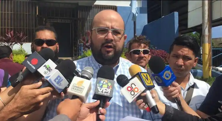 ¡ALERTA! Captan venezolanas para prostituirlas