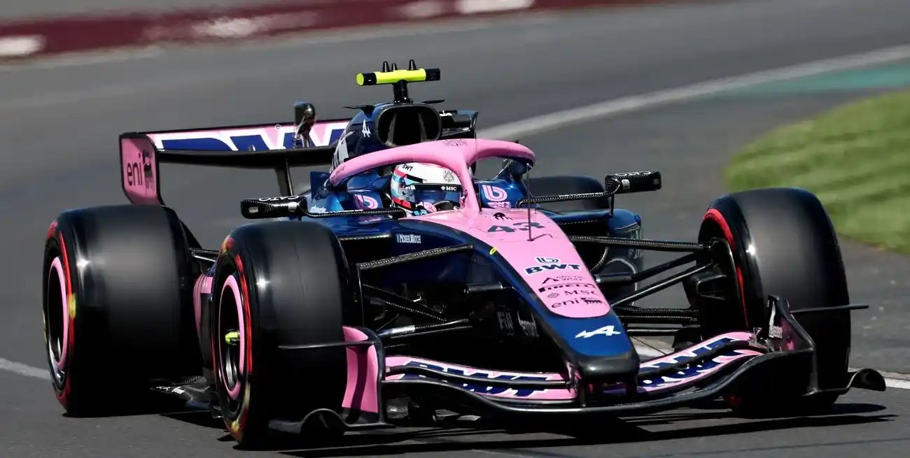 Franco Colapinto, bajo investigación tras un incidente con Lewis Hamilton en el inicio del GP de Australia. Credito: REUTERS/Mark Peterson