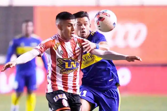 Boca Juniors goleó a Barracas Central y se subió a la cima de la Liga Profesional