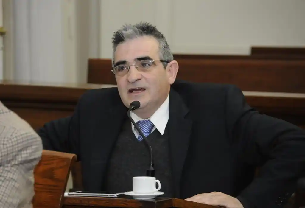 El concejal Labaroní afirmó que buscan un equilibrio para el aumento del boleto