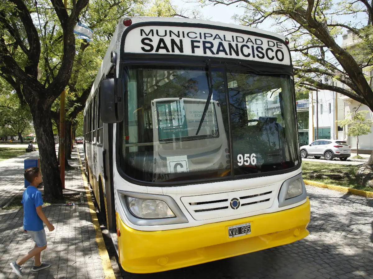 Desde el miércoles los colectivos vuelven a la normalidad