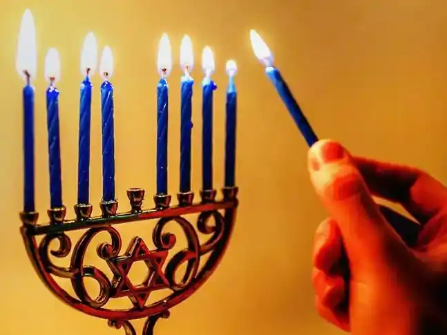 La comunidad judía comienza a celebrar su Janucá, la Fiesta de las Luminarias