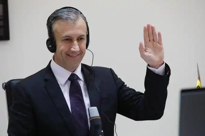 El Aissami acusa a EE.UU. de desestabilizar el mercado petrolero