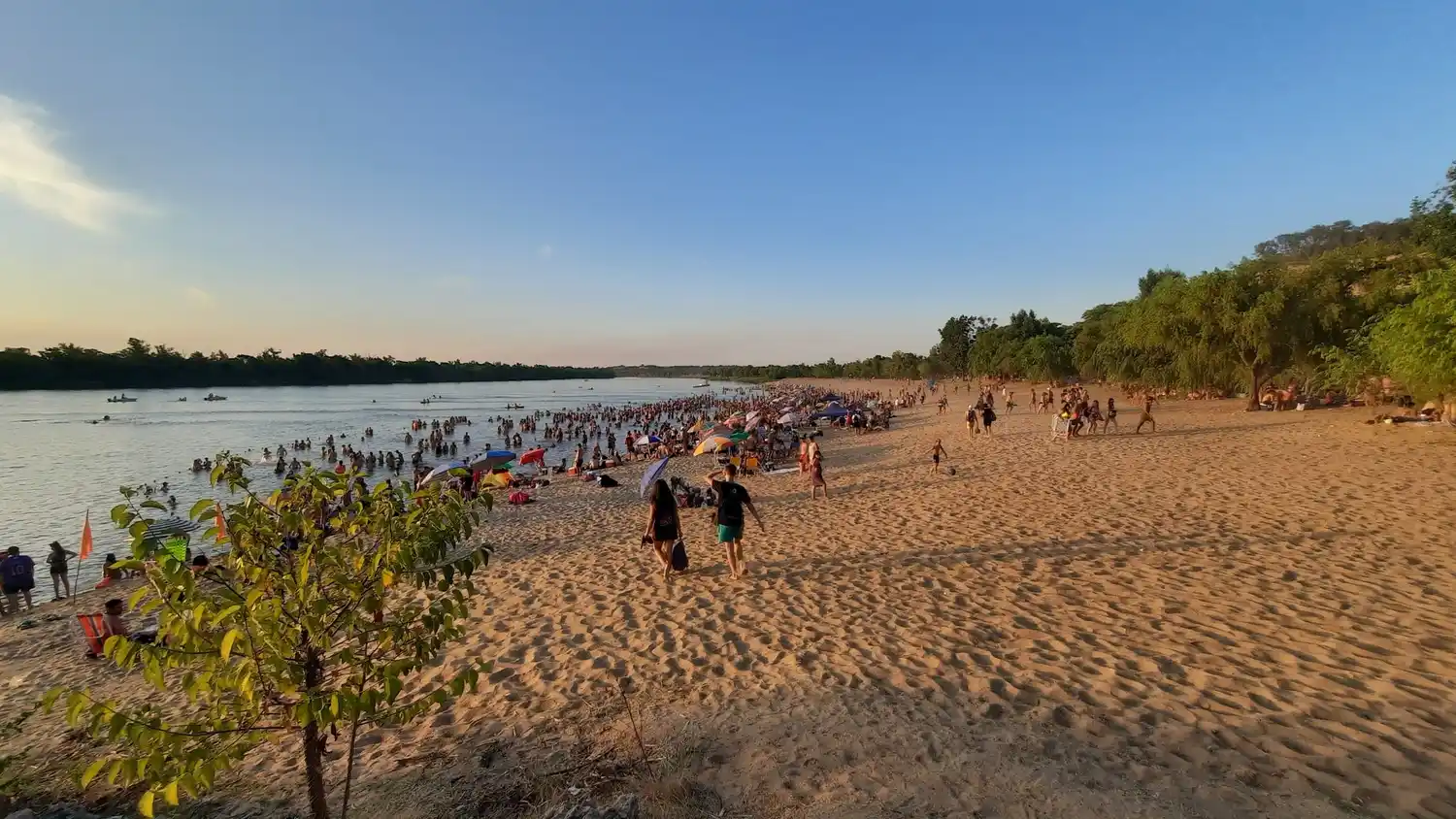 Vacaciones y playas seguras: consejos para viajeros y viajeras