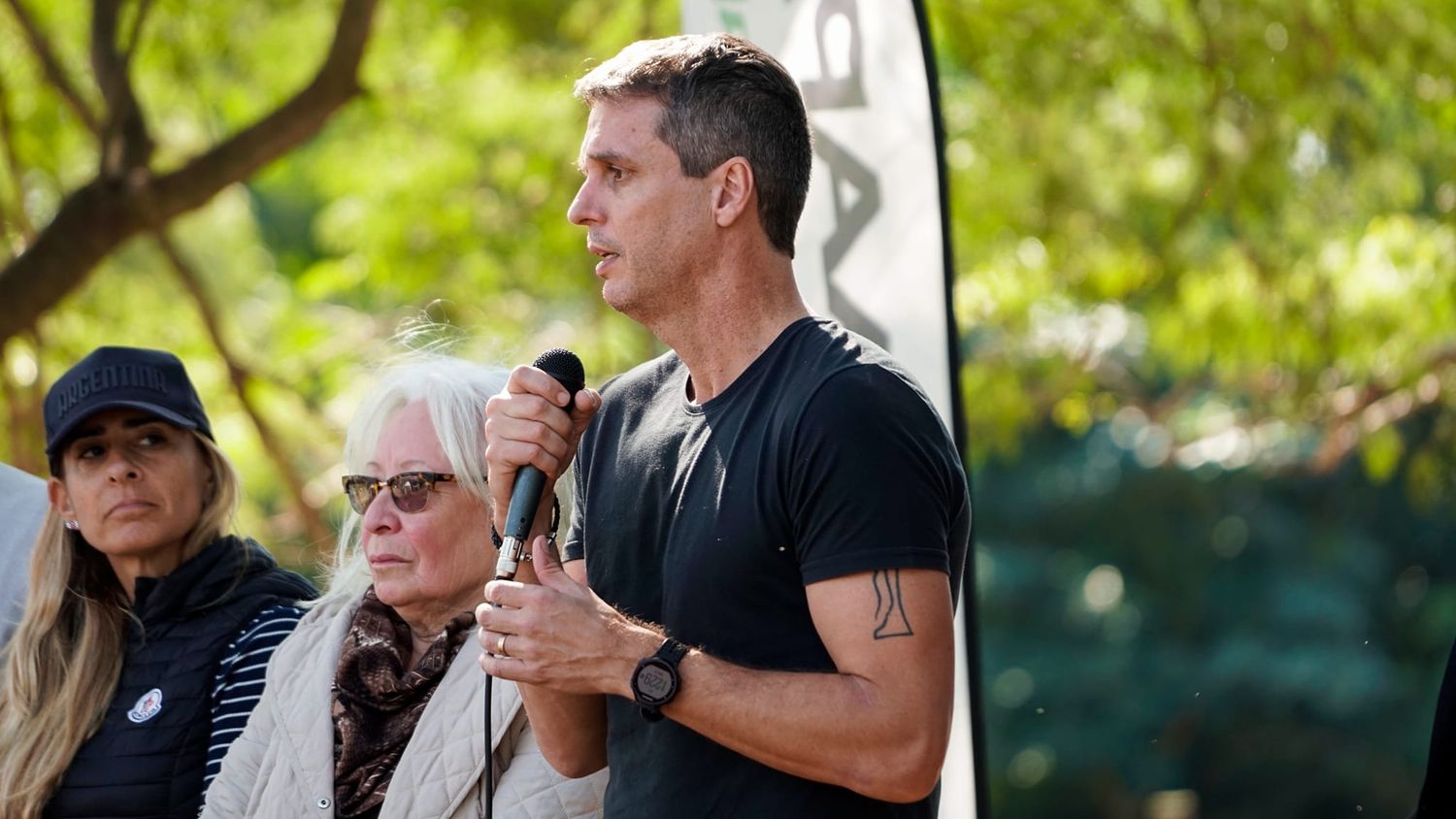 Cresto también declinó su candidatura y respaldará a Bahl en la Gobernación