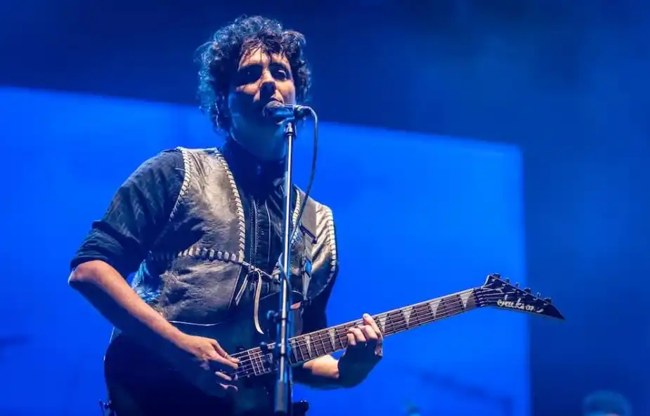 Vuelo Stereo invita a recorrer una de las etapas más emblemáticas de Soda Stereo a través de versiones renovadas de sus clásicos.