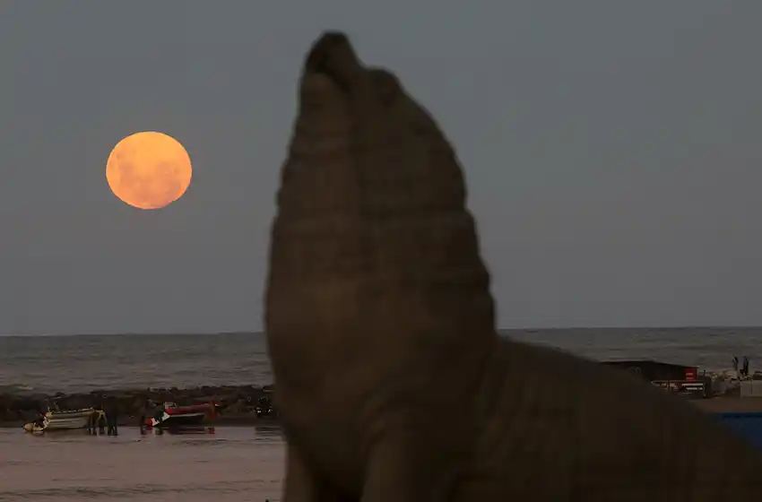Es viernes y todo pasa: cielo cubierto y máxima de 13, en la previa de un "finde" primaveral
