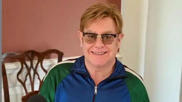 Exesposa demanda a Elton John