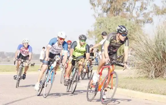 Se corre, en Federación,  la segunda fecha del  Circuito de Triatlón �SJeep⬝