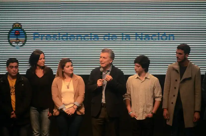Macri: “Está creciendo la industria y la construcción”