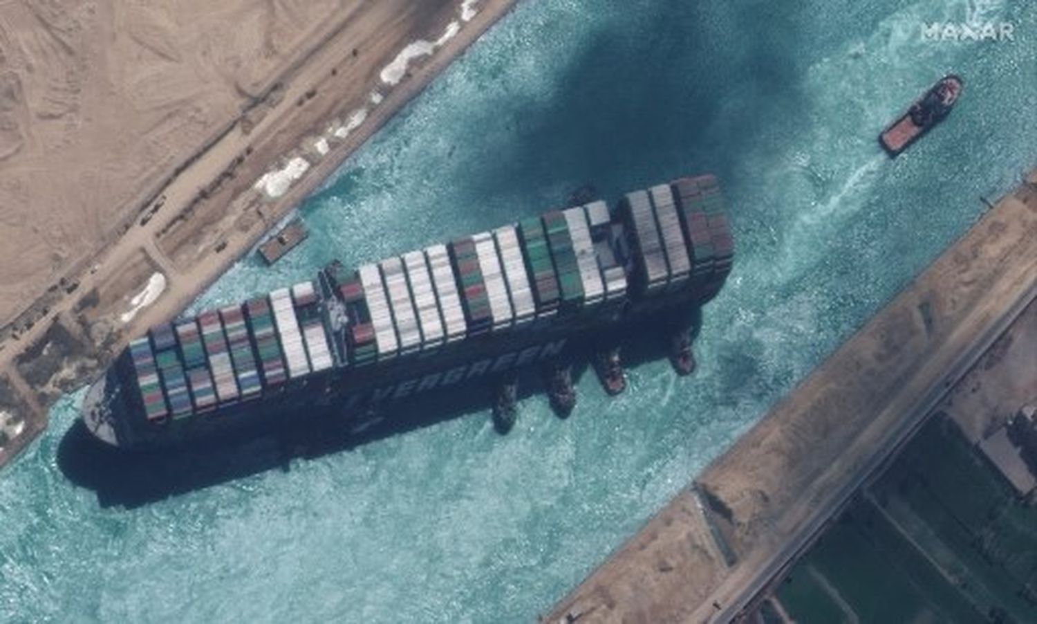 AL FIN DESENCALLAN EL “EVEN GIVEN”: se reanuda el tráfico en el Canal de Suez