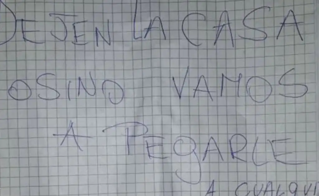 Grave amenaza a una familia en Rosario para que entregue su casa