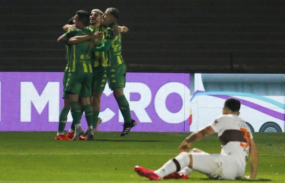 Aldosivi mejoró y le ganó bien a Platense