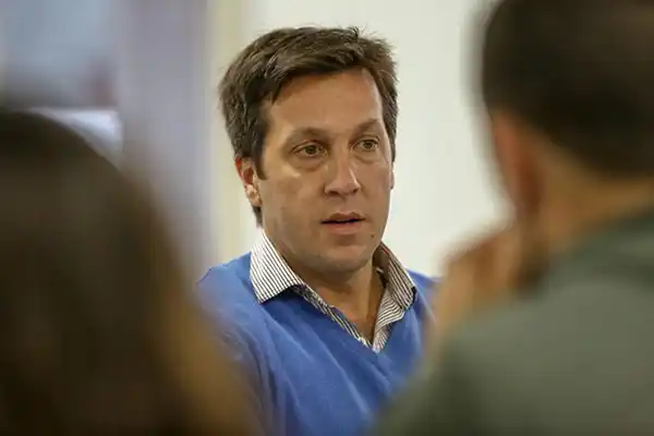 Arturo Rojas presentó “la lista de la gente”