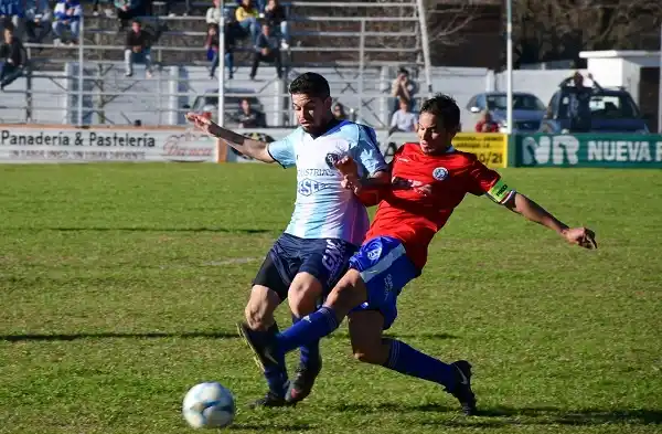 Deportivo goleó a San Martín y quedó a un paso de la clasificación