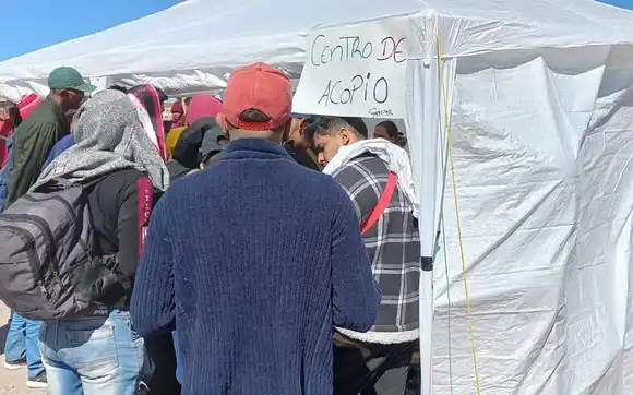 ¡ORGANIZARON UN CENTRO DE ACOPIO! Venezolanos en Ciudad Juárez viven de la caridad pública