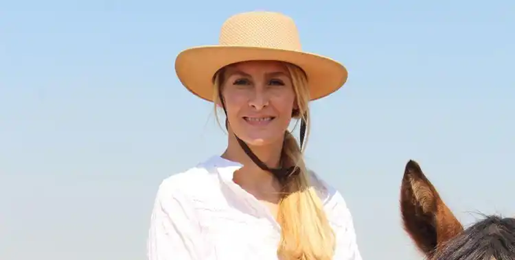 La intendenta de Capitán Sarmiento cuestionada por su ex partido