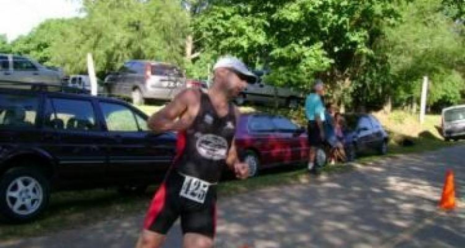 Clivio ganó el Triatlón Rural