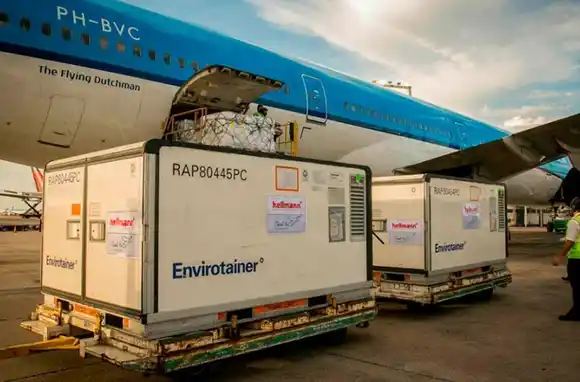 Coronavirus: arribaron más de 800 mil dosis de vacunas Sinopharm