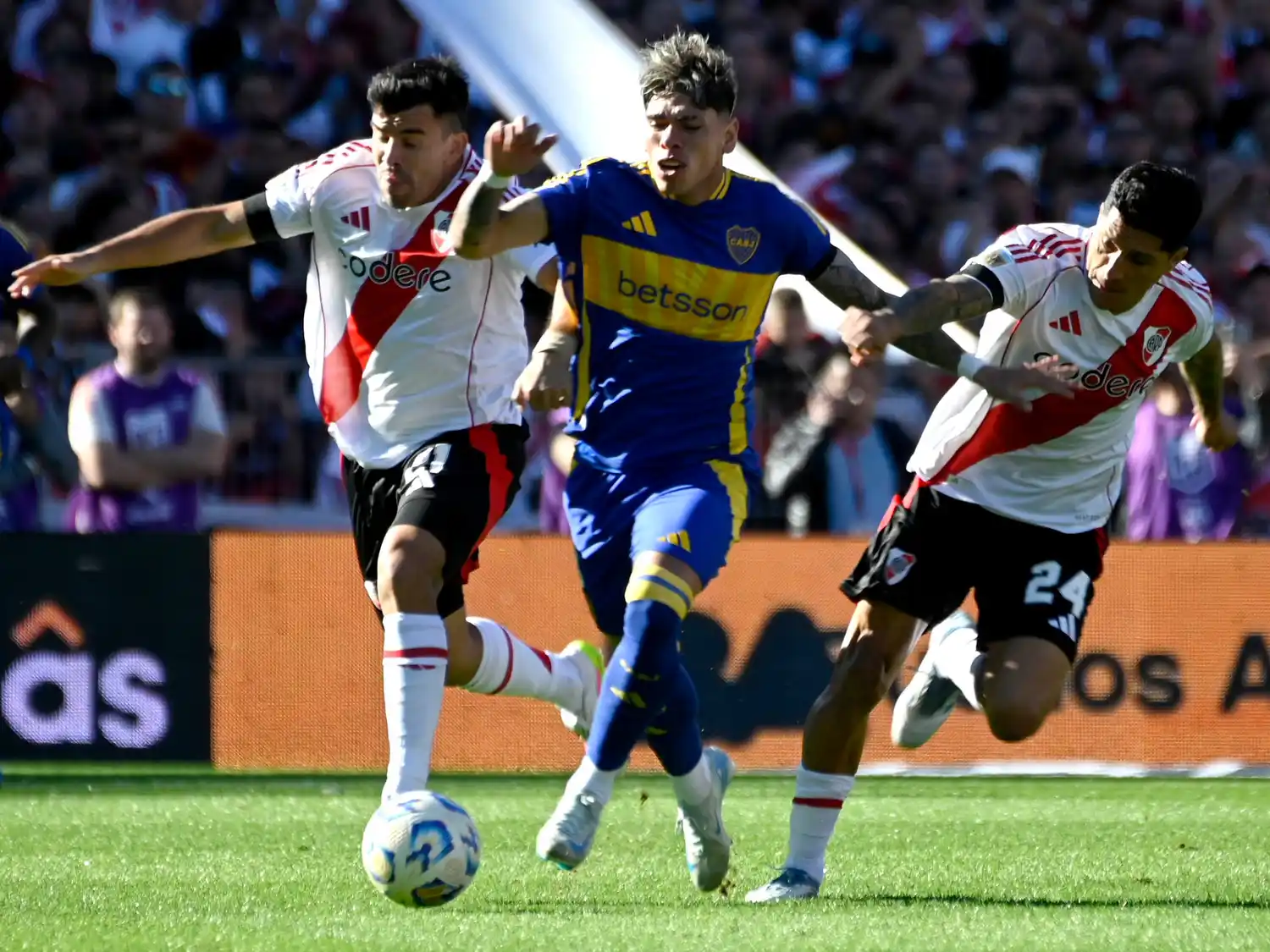 Un Superclásico decisivo: Boca y River se juegan la clasificación a la Copa Libertadores 2026