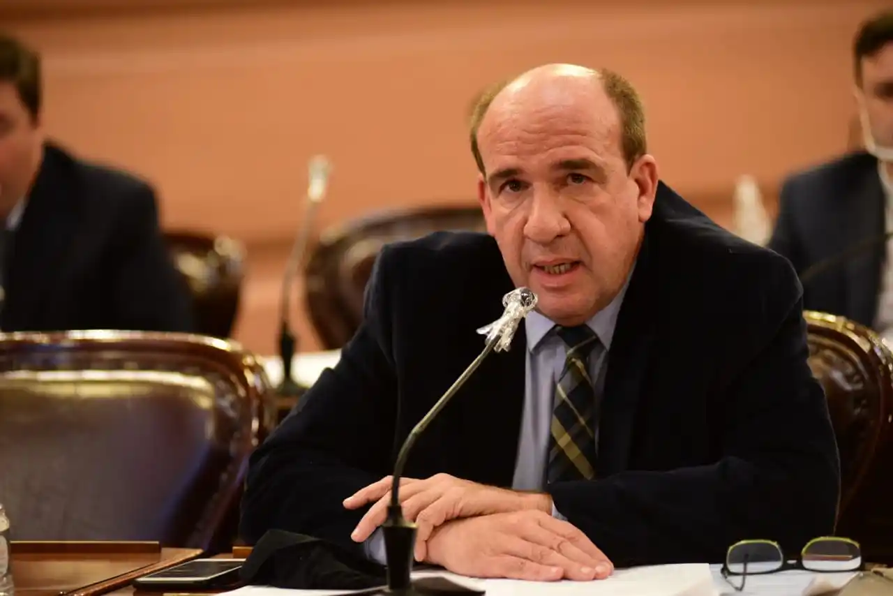 Vitor: “La Caja de Jubilaciones y Pensiones de la provincia perdió cerca de dos mil millones de pesos por falta de gestión”