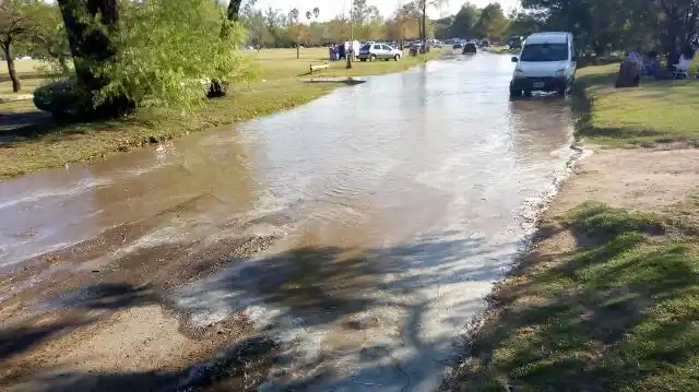 Por la sudestada, el río subió más de un metros en 24 horas 