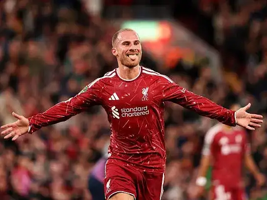 Mac Allister volvió a anotar para Liverpool.