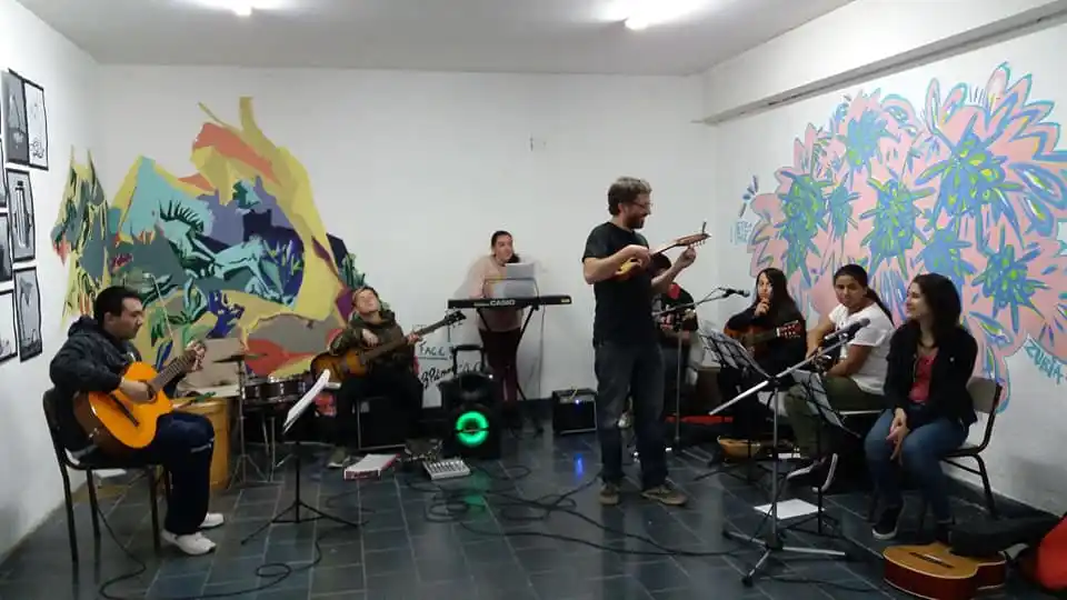 Un espacio de muestra y análisis de la producción
