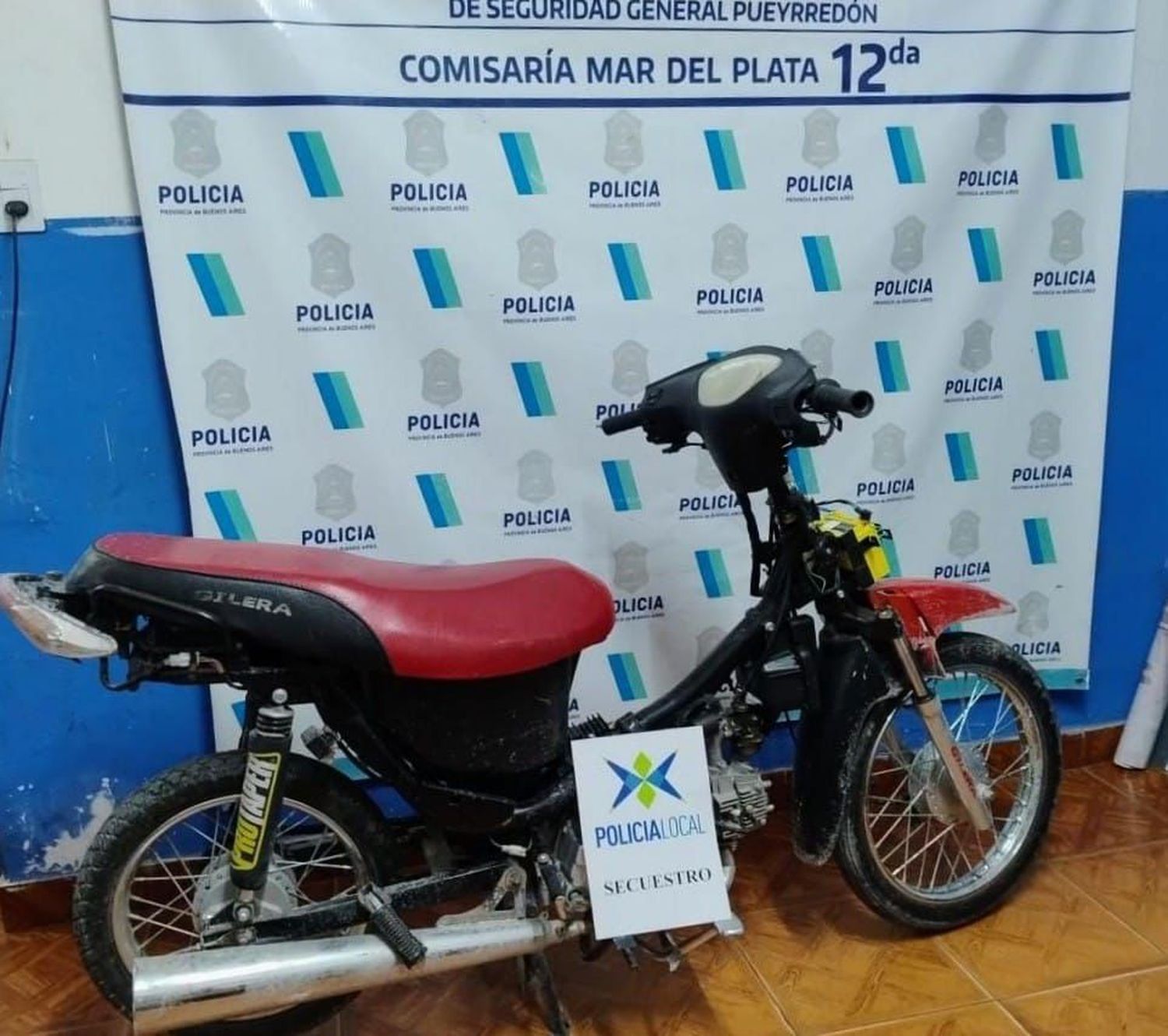 Se quiso escapar de la policía en una moto con pedido de secuestro