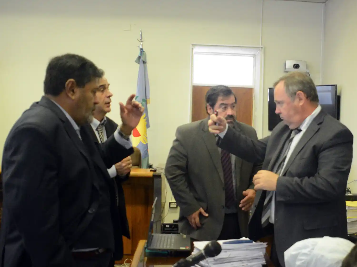 Acusador y defensores, posturas encontradas en un extenso juicio que conocerá su veredicto el 30 de abril.