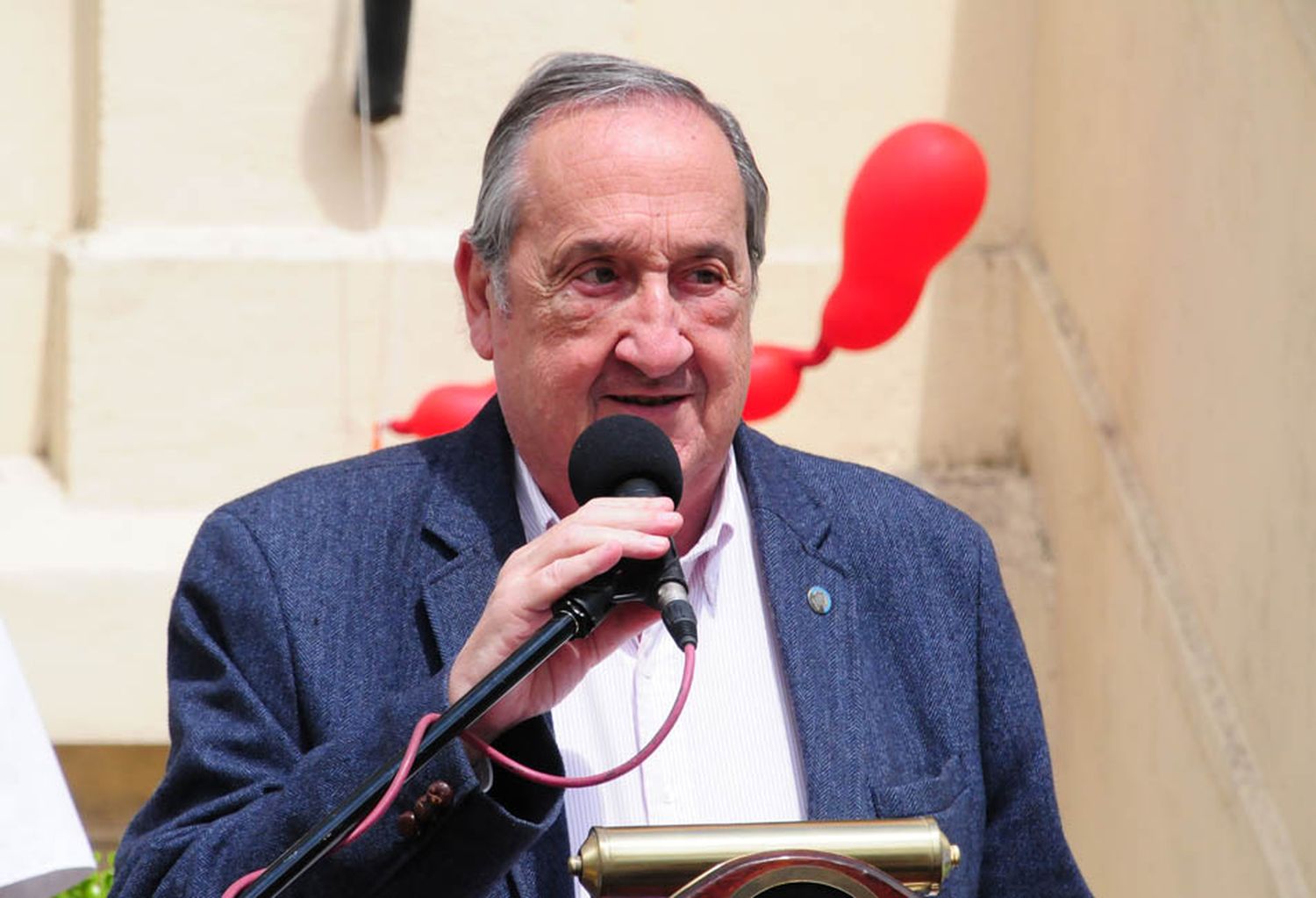 Según un estudio, Lunghi es uno de los 10 intendentes con mejor imagen de la Provincia 