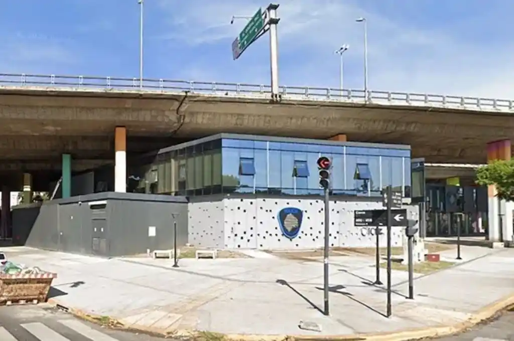 17 internos se escaparon en la Alcaidía 9 de Liniers, ubicada en Gana al 400.