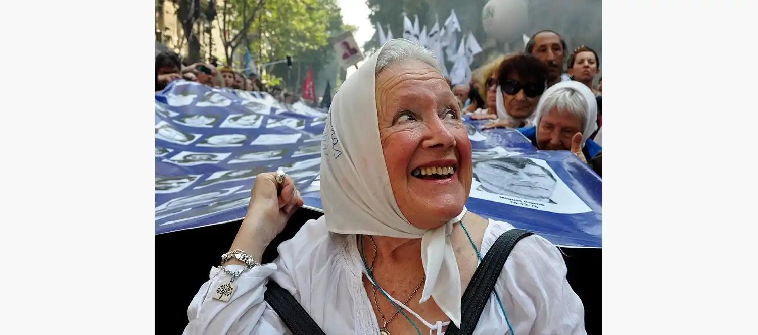 La película sobre Nora Cortiñas se verá este jueves en la Sala Piazzolla.