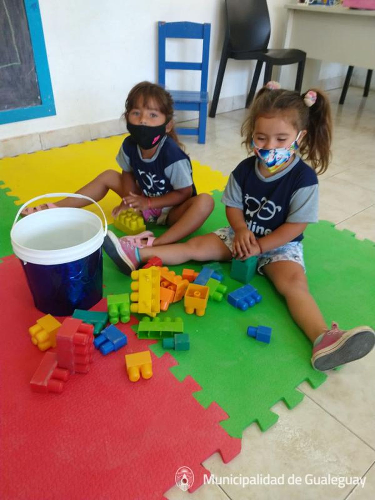 Jardines Municipales "Talleres de Verano Maternales"