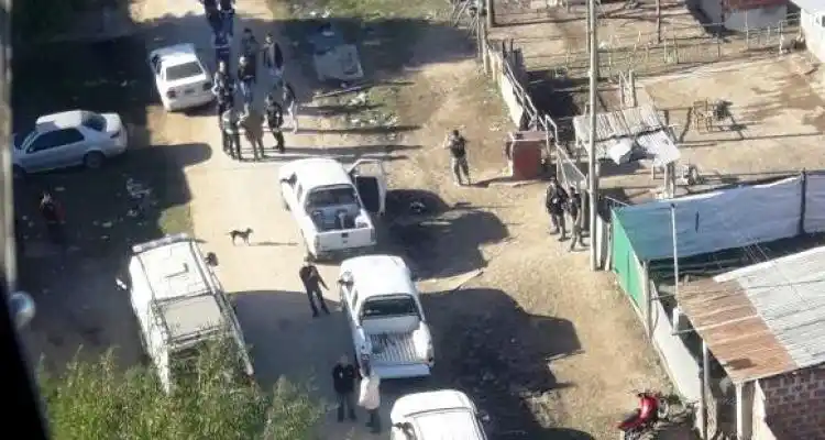 Aprehendido con 11 envoltorios de marihuana