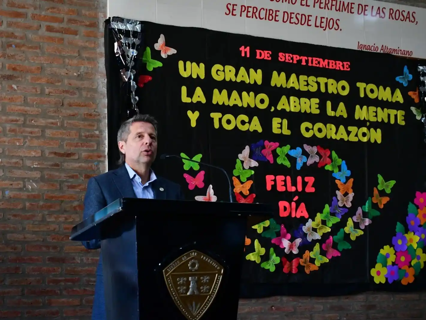 Bernarte por el Día del Maestro: “Sostienen la tarea más importante”