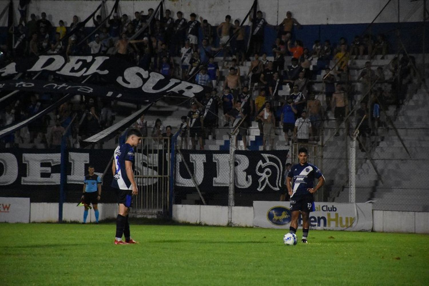Empate en Barrio Parque y derrota de Peñarol