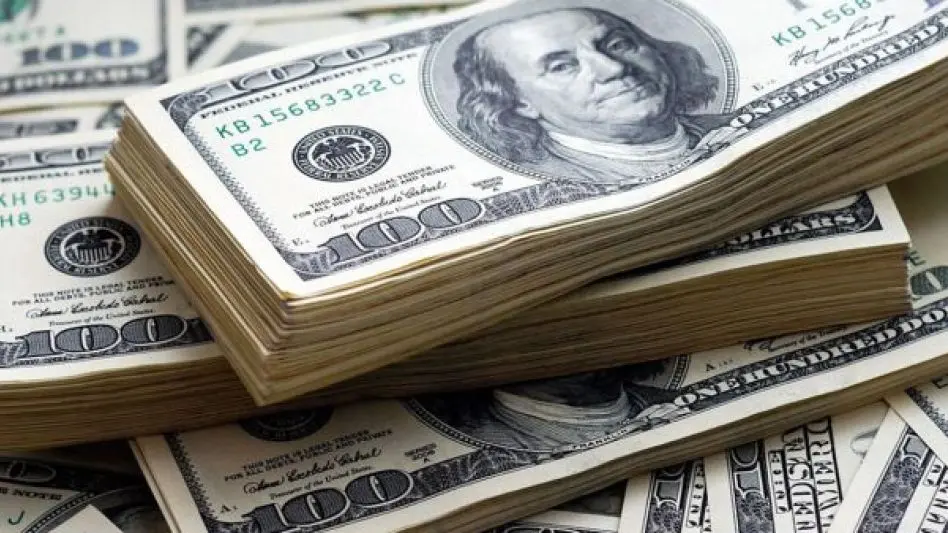 El dólar superó la barrera de los 500 pesos