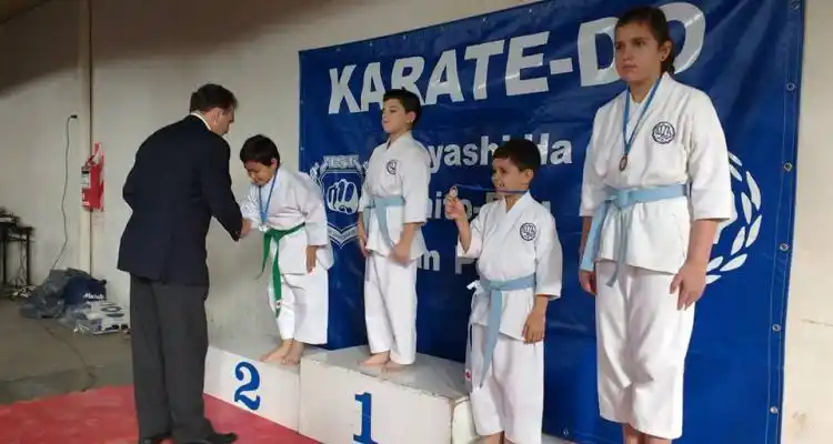 La ASK organizó su primer torneo promocional del año