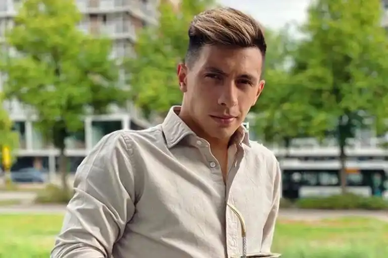 Lisandro Martínez: el “carnicero” de Ámsterdam que le “devuelve redonda” desde la defensa