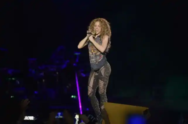 Shakira cautivó a una multitud en su paso por Rosario