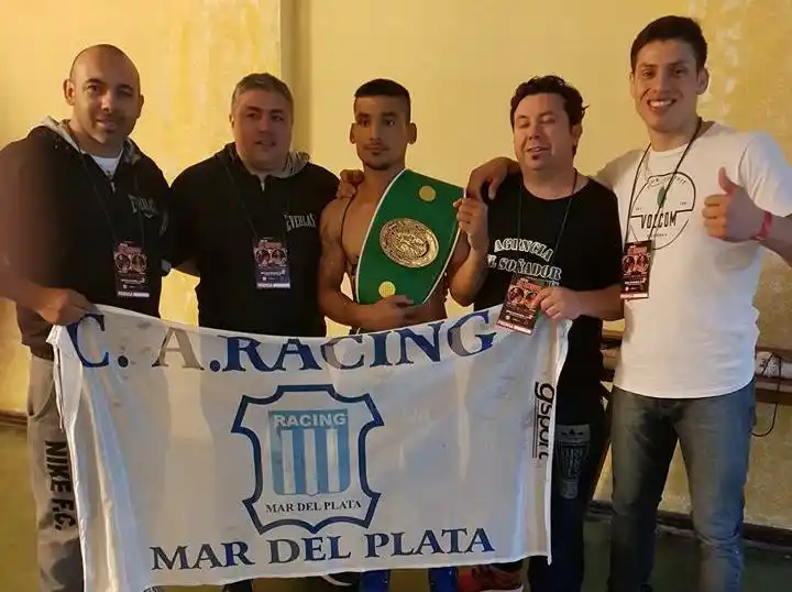 Noche redonda en Carlos Paz