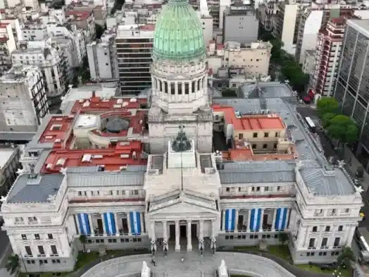 La vicepresidenta de la Nación, Victoria Villarruel, convocó a una sesión especial en el Senado para este viernes 26 de diciembre a las 12 horas.