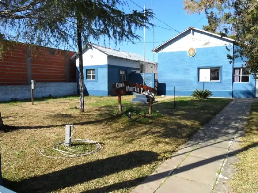 Otro accidente en el ingreso a la aldea