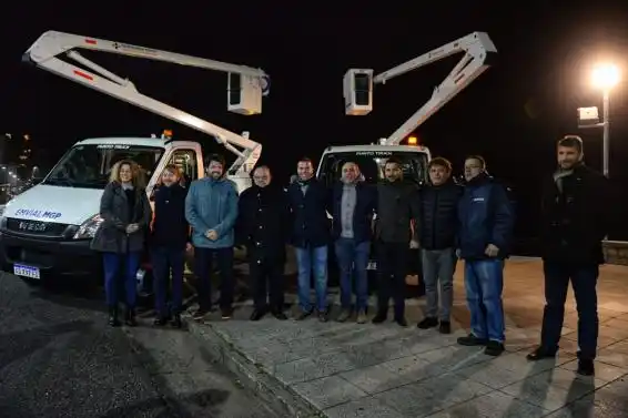 Avanza remplazo de luminarias en la costa