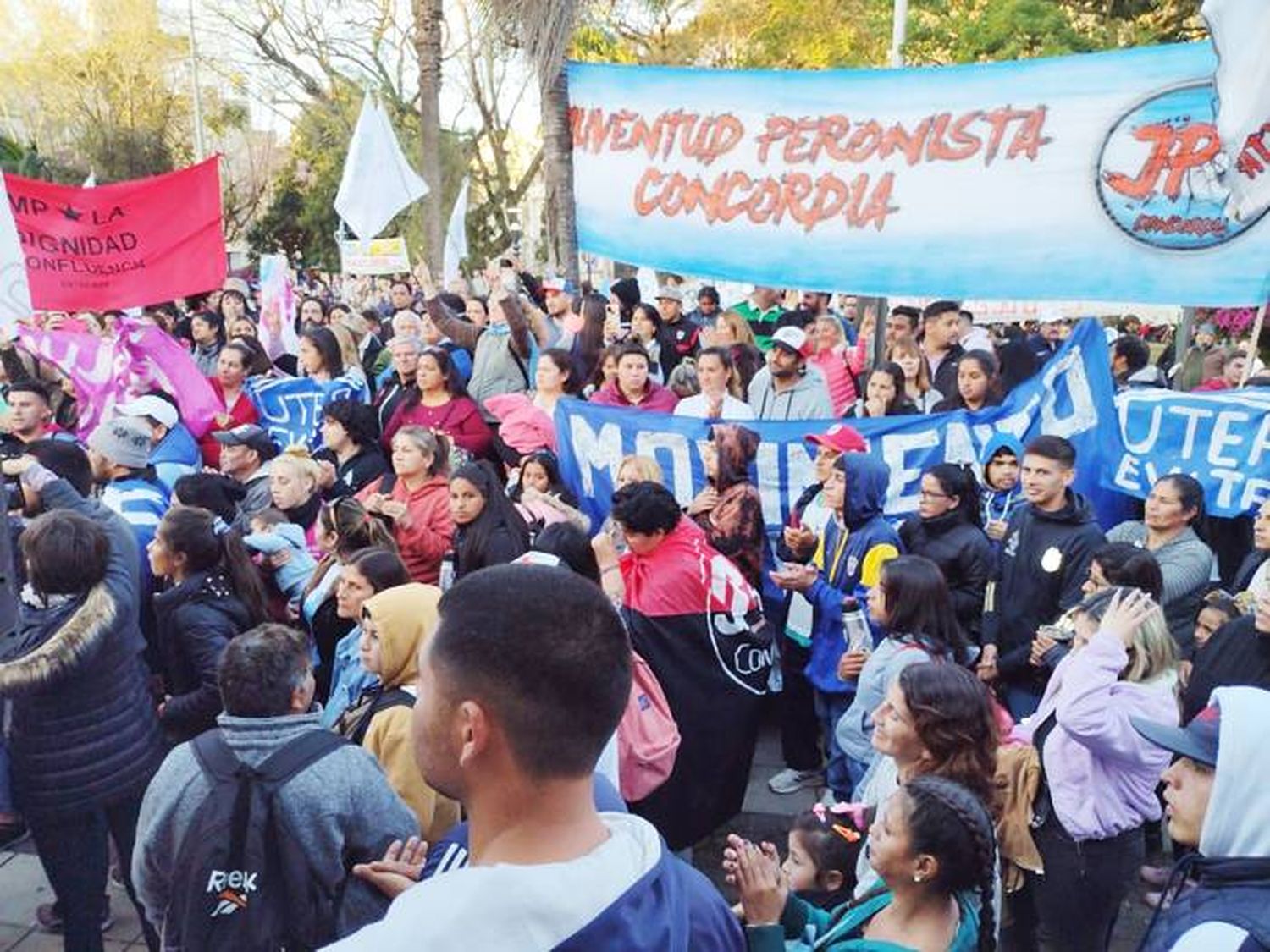 Concordia dijo presente en defensa de Cristina y la democracia