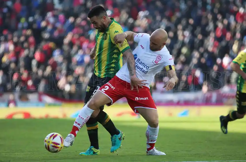 Stracqualursi: "Llegaron muchos jugadores con hambre de gloria"