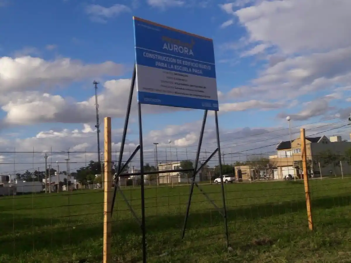 Se demarca terreno para el  edificio de la Proa y licitan  aula para la Escuela Villafañe   