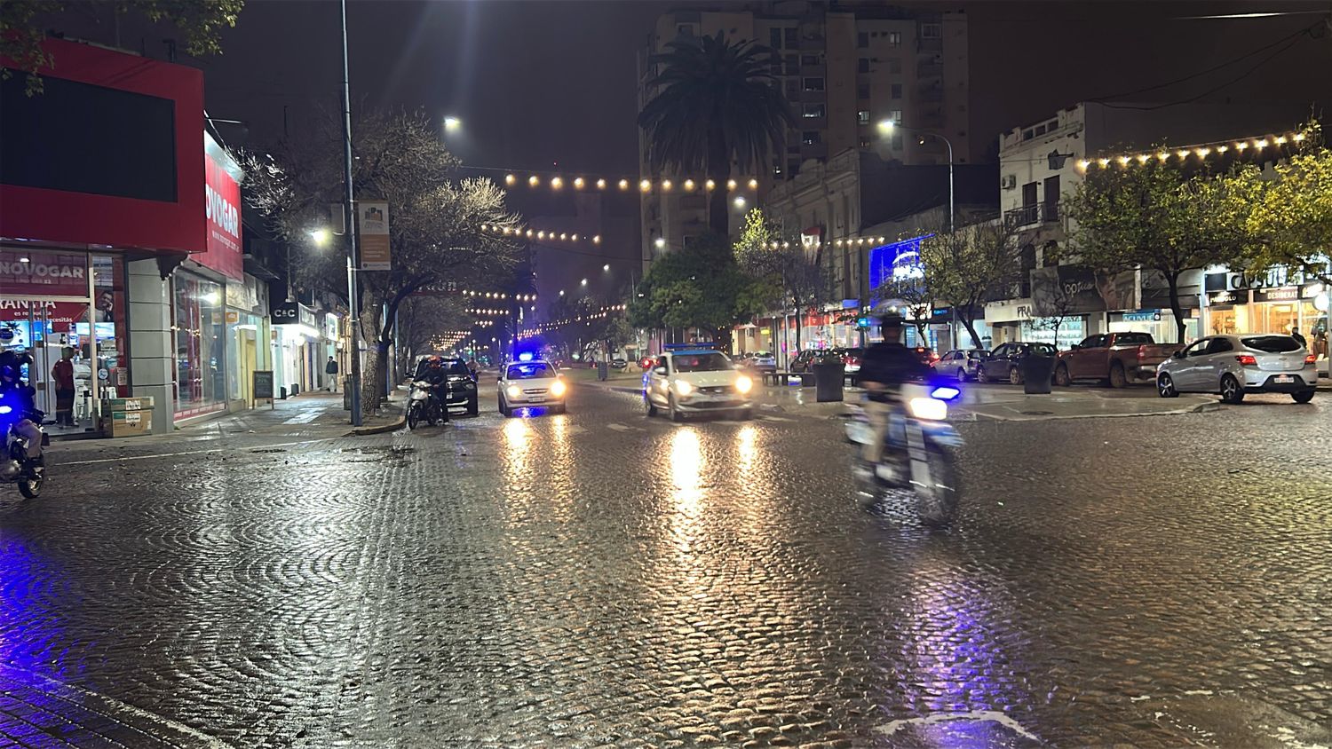 operativo policia noche ambulancia acompañamiento 107 gur bv santa fe rafaela - 2